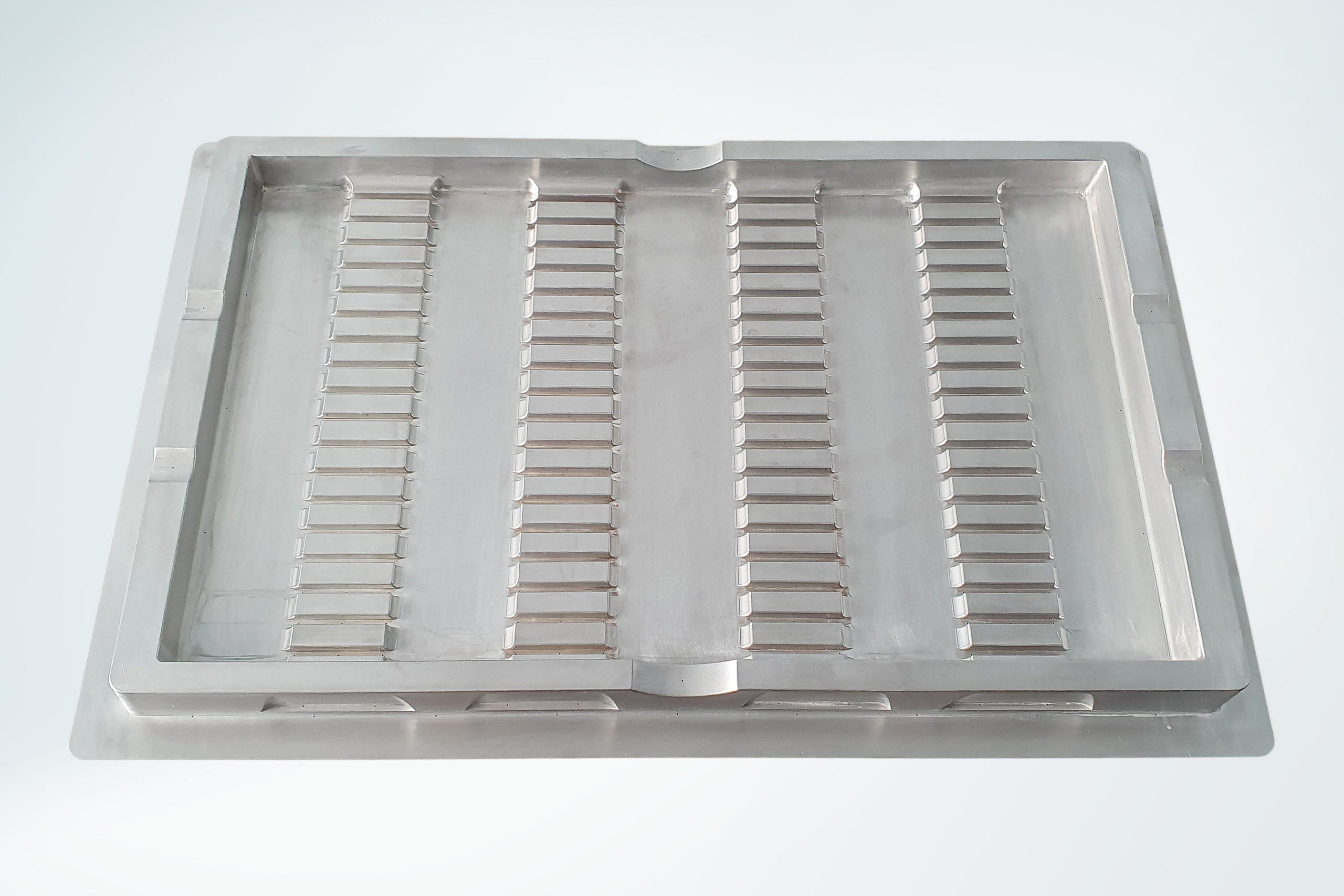 Alati od aluminijuma, Nitera Mold Nis